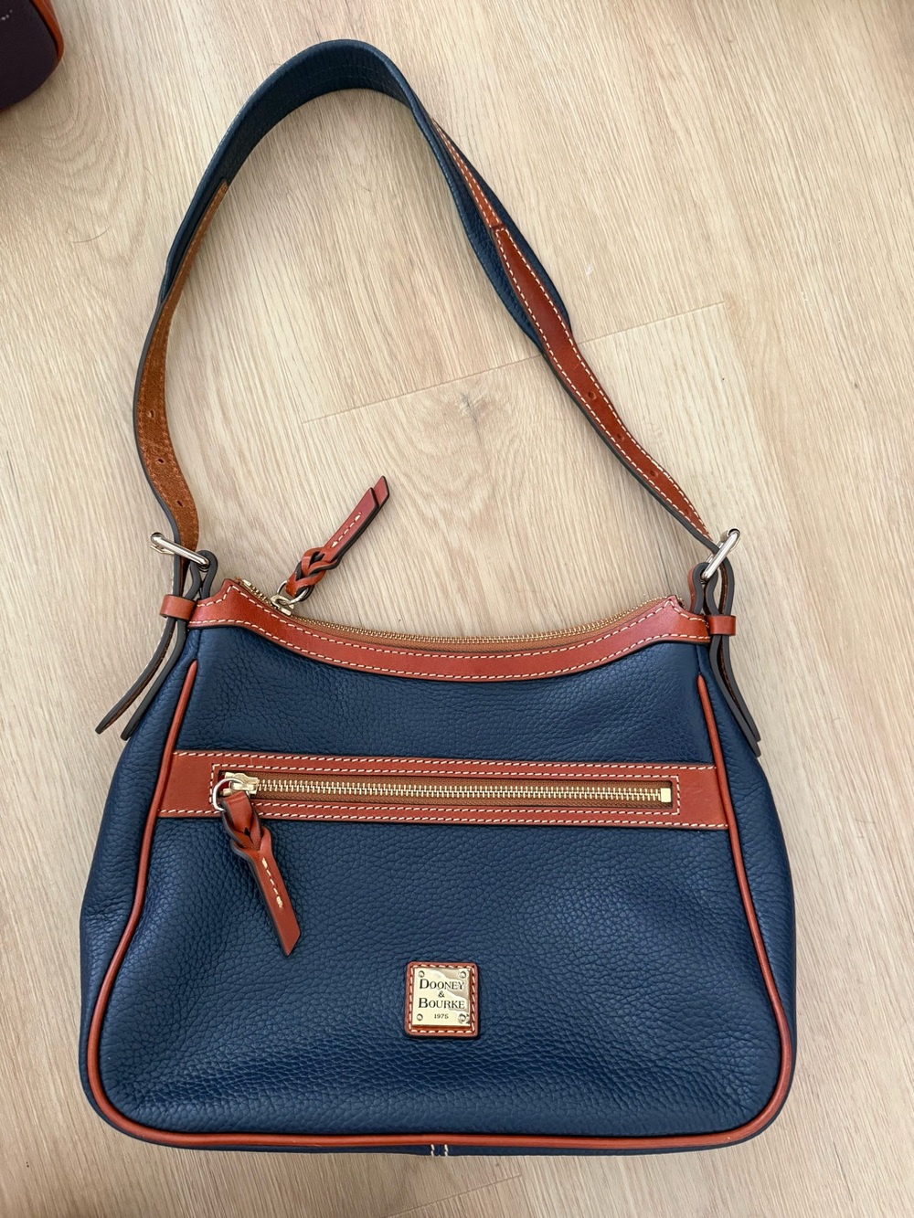 Dooney & Bourke Pebble Grain Piper in Midnight Blue